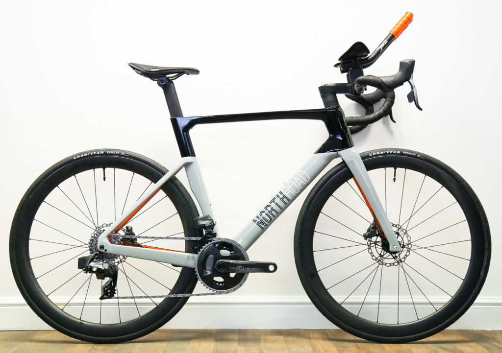 An Aero Road Bike with cleverly integrated TT bars